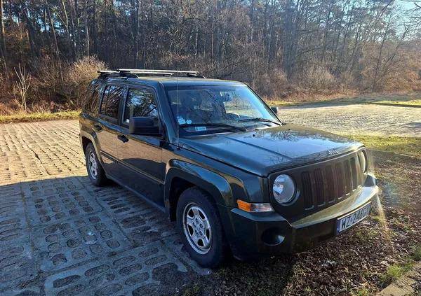 błonie Jeep Patriot cena 12000 przebieg: 169000, rok produkcji 2007 z Błonie